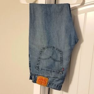 559 Levi's Jean's 36/32